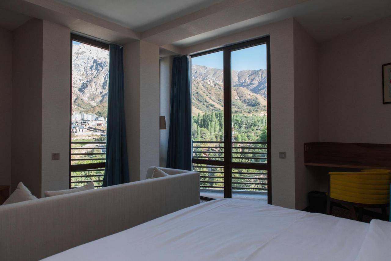 Archazor Mountain Resort Chimgan Luaran gambar